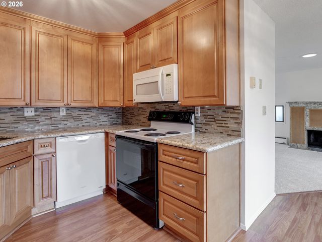 10935 Sw 121ST Ave, Tigard, OR 97223