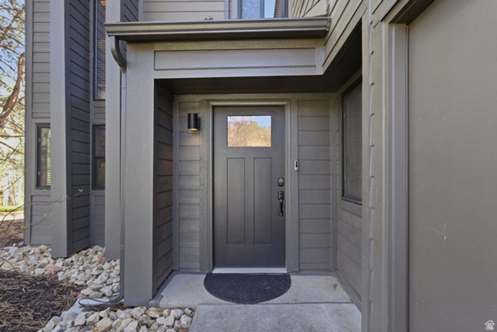 Image 3 of property listing at 1924 FROSTWOOD BLVD #27-A, Park City, UT 84098
