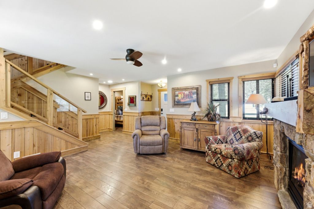Image 6 of property listing at 1924 FROSTWOOD BLVD #27-A, Park City, UT 84098