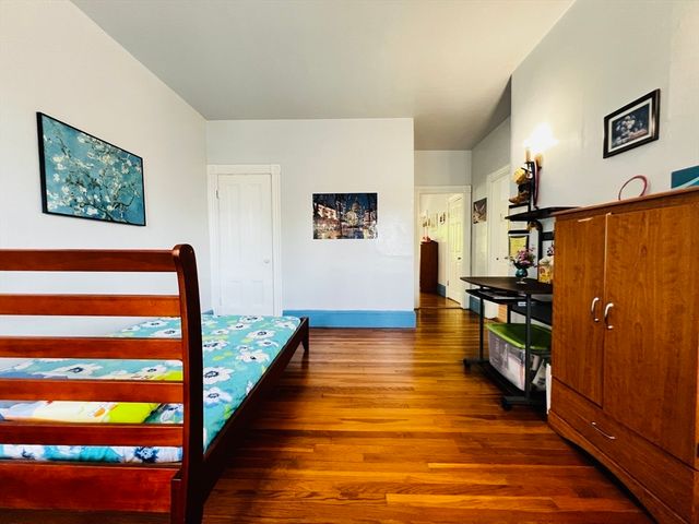 551 Bennington St, Boston, MA 02128