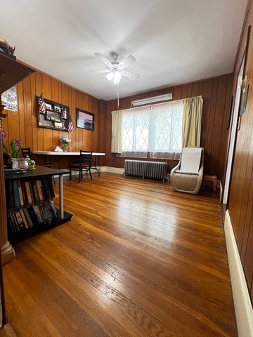 551 Bennington St, Boston, MA 02128