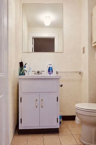 551 Bennington St, Boston, MA 02128