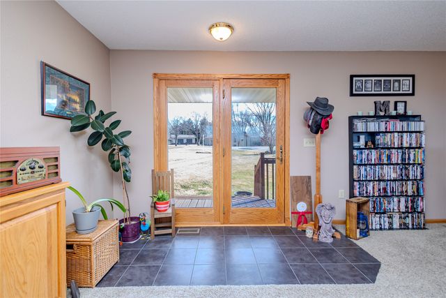 705 W 9th Street N, Newton, IA 50208