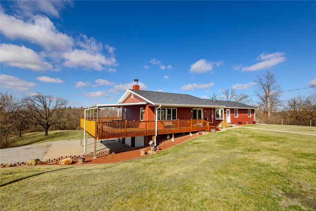 705 W 9th Street N, Newton, IA 50208