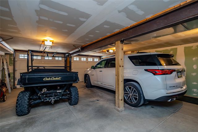 705 W 9th Street N, Newton, IA 50208