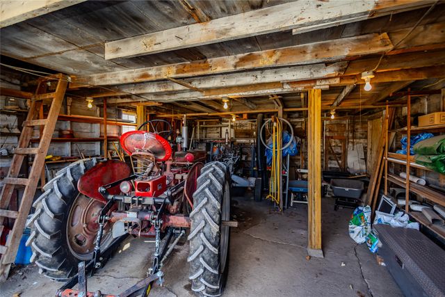 705 W 9th Street N, Newton, IA 50208