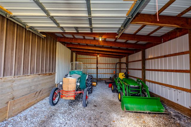 705 W 9th Street N, Newton, IA 50208