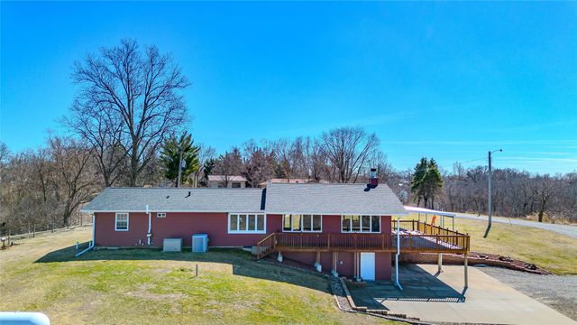 705 W 9th Street N, Newton, IA 50208