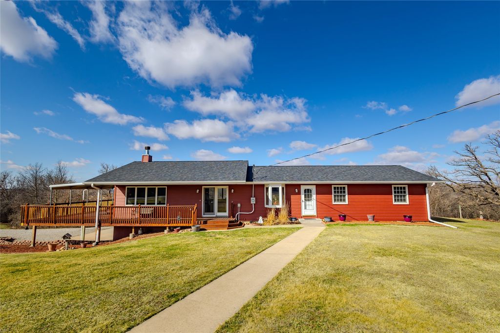 705 W 9th Street N, Newton, IA 50208