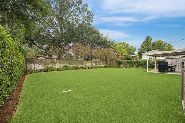 2031 Chantilly Lane, Houston, TX 77018