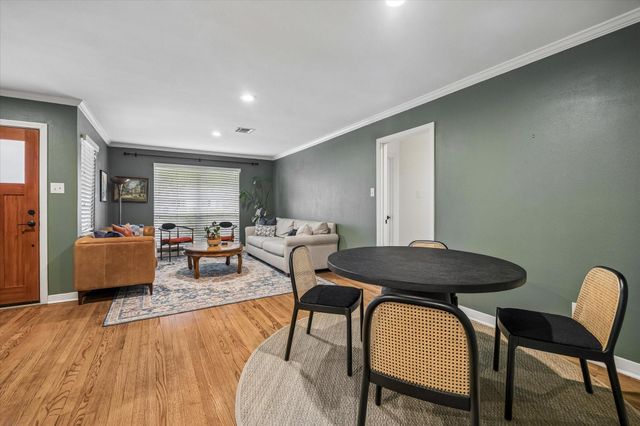 2031 Chantilly Lane, Houston, TX 77018