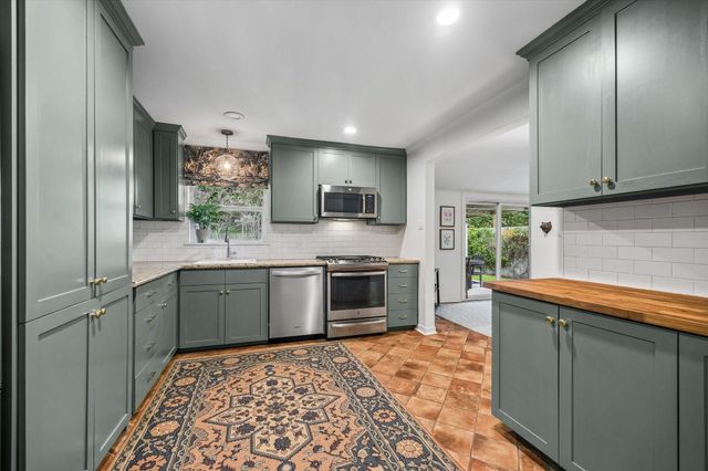 2031 Chantilly Lane, Houston, TX 77018