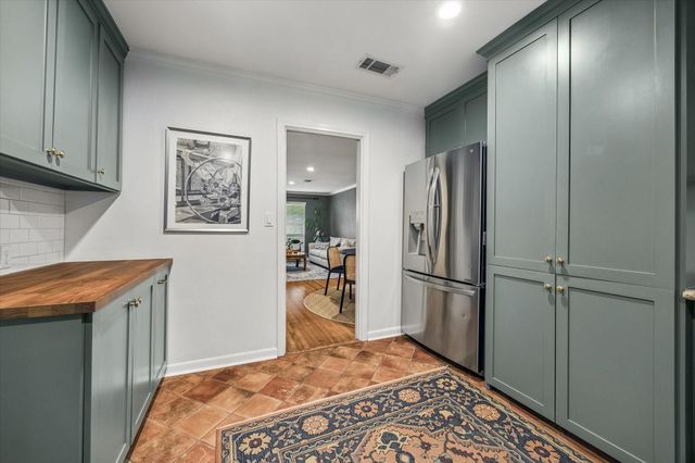 2031 Chantilly Lane, Houston, TX 77018