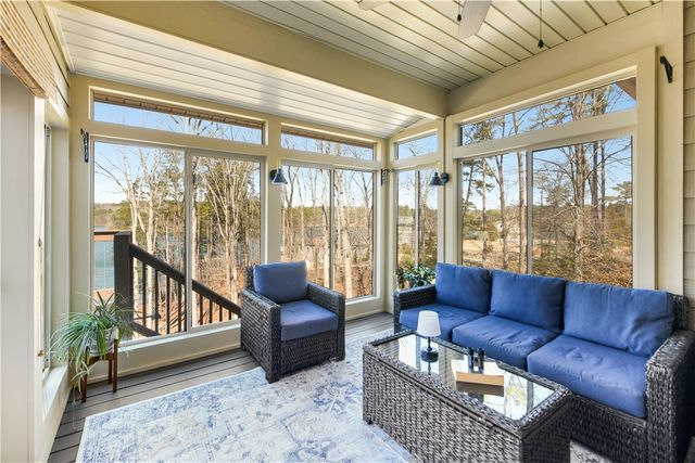803 Barefoot Cove Drive, West Union, SC 29696