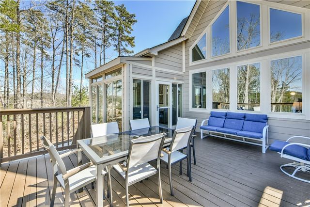 803 Barefoot Cove Drive, West Union, SC 29696