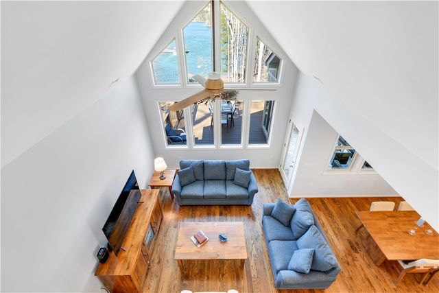 803 Barefoot Cove Drive, West Union, SC 29696
