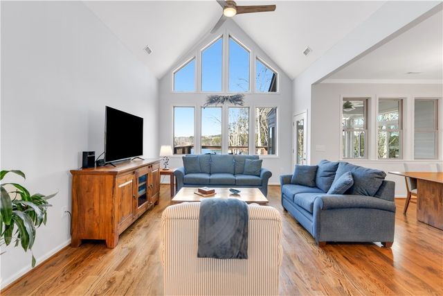 803 Barefoot Cove Drive, West Union, SC 29696