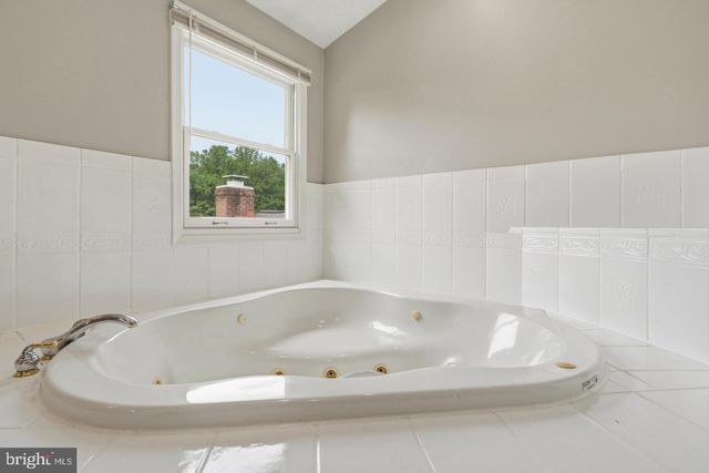 14707 DUNBAR LN, Woodbridge, VA 22193