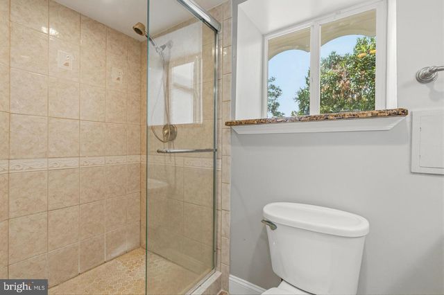 14707 DUNBAR LN, Woodbridge, VA 22193