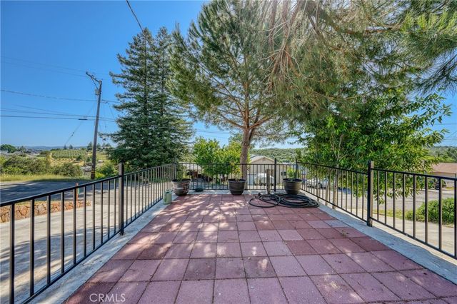 5277 W Bel Air Drive W, Kelseyville, CA 95451