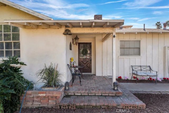 16638 Wyandotte, Lake Balboa, CA 91406