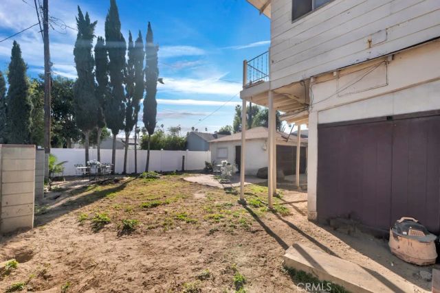 16638 Wyandotte, Lake Balboa, CA 91406