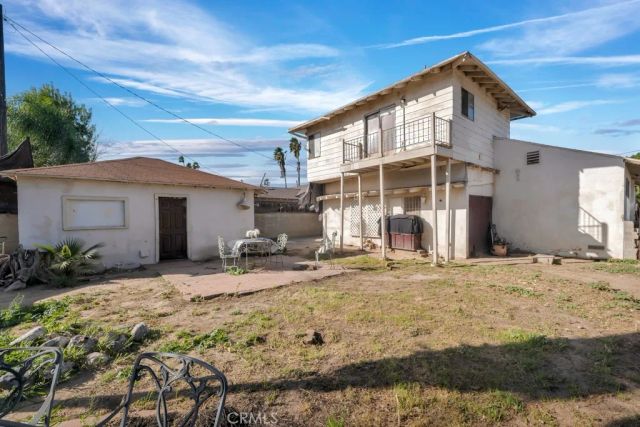 16638 Wyandotte, Lake Balboa, CA 91406