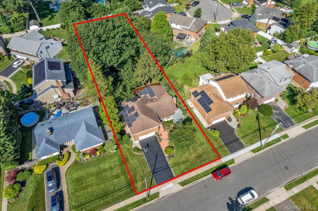 902 Preston Road, East Meadow, NY 11554