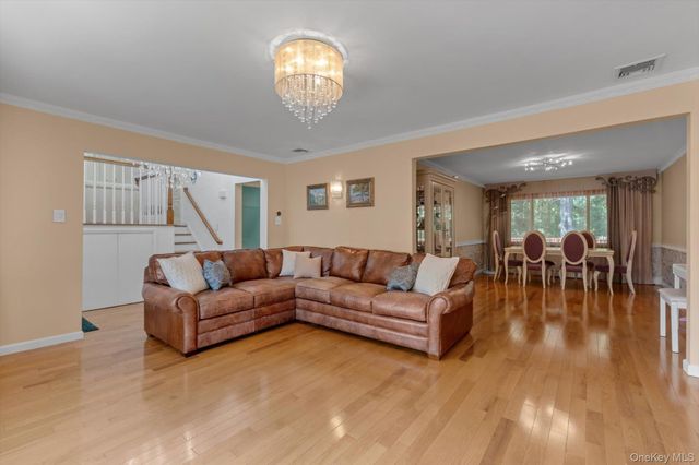 902 Preston Road, East Meadow, NY 11554