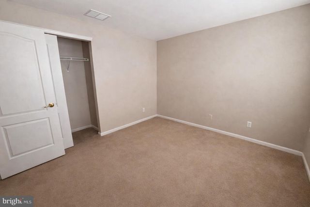 40 COMPASS CIR, Mount Laurel, NJ 08054