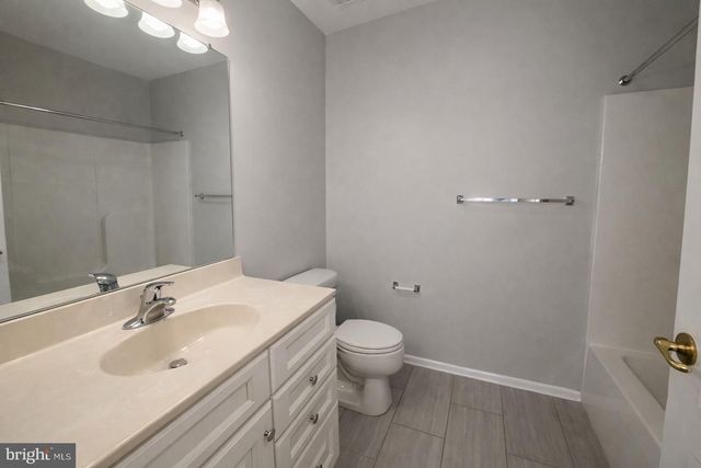 40 COMPASS CIR, Mount Laurel, NJ 08054