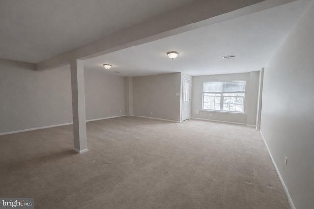 40 COMPASS CIR, Mount Laurel, NJ 08054