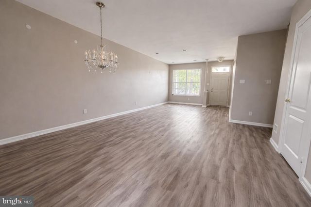 40 COMPASS CIR, Mount Laurel, NJ 08054