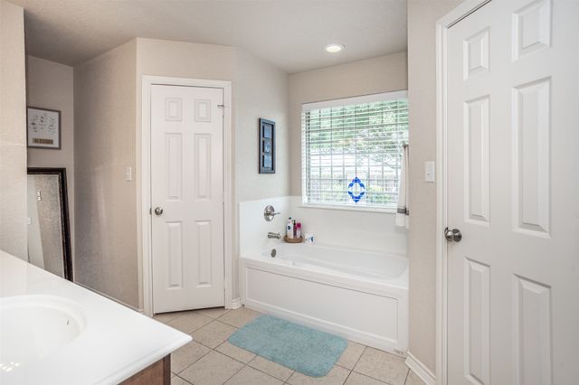 504 Katie Street, Lindsay, TX 76250