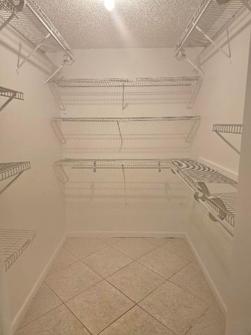 12191 Broadleaf Court, Wellington, FL 33414