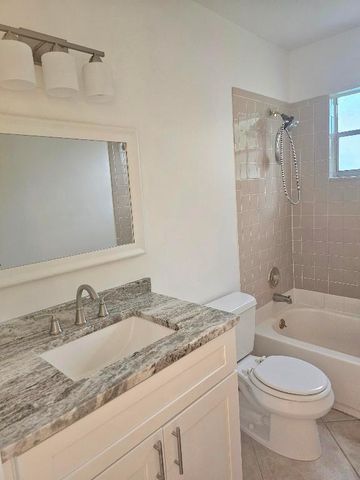 12191 Broadleaf Court, Wellington, FL 33414