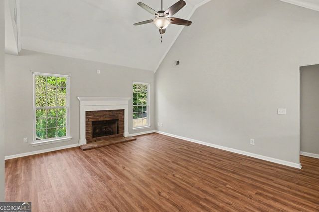 20 Hopkins Breeze, Adairsville, GA 30103