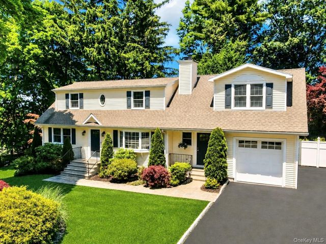 59 Chester Place, Thornwood, NY 10594