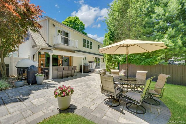 59 Chester Place, Thornwood, NY 10594