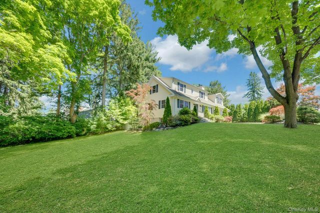 59 Chester Place, Thornwood, NY 10594