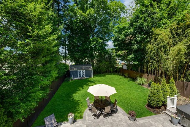59 Chester Place, Thornwood, NY 10594