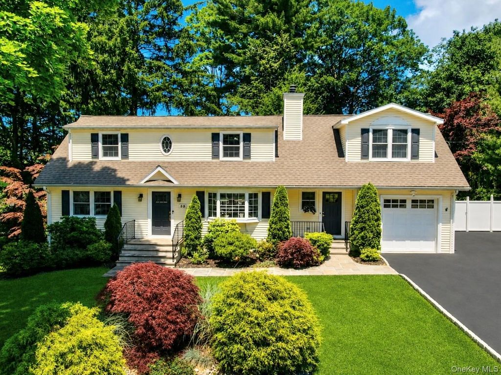 59 Chester Place, Thornwood, NY 10594