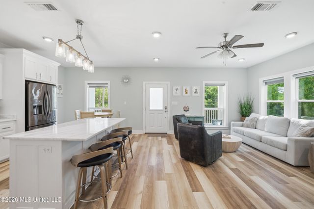 311 Waveland Avenue, Waveland, MS 39576