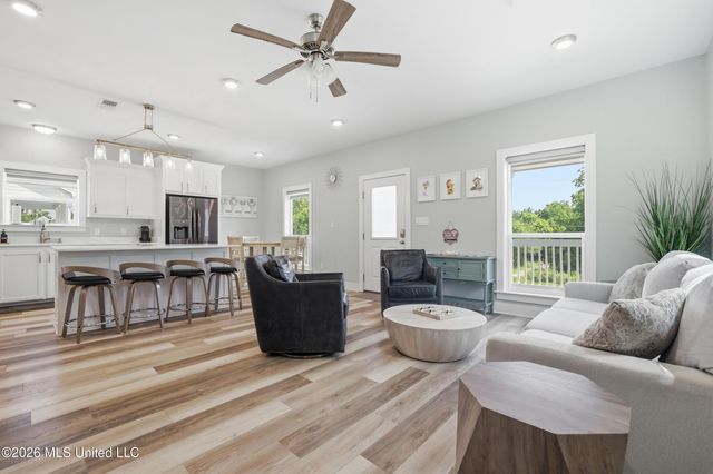 311 Waveland Avenue, Waveland, MS 39576