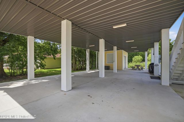 311 Waveland Avenue, Waveland, MS 39576