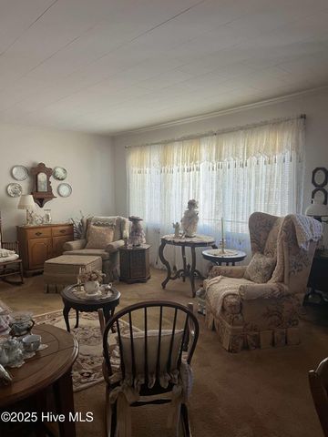 215 Nunn Street, Havelock, NC 28532