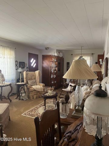 215 Nunn Street, Havelock, NC 28532