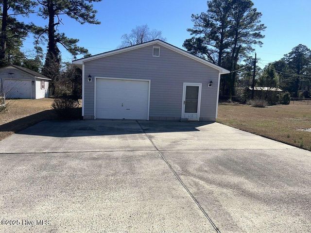 215 Nunn Street, Havelock, NC 28532
