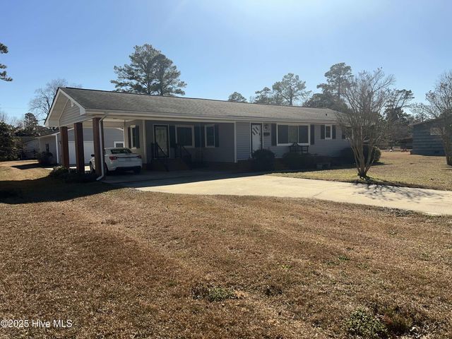 215 Nunn Street, Havelock, NC 28532