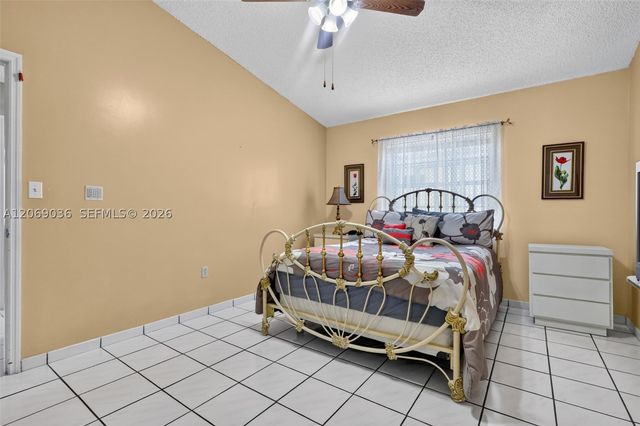 6983 W 24th Ln, Hialeah, FL 33016